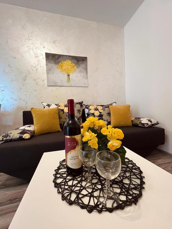 Pomerino Apartmans Zewnętrze zdjęcie