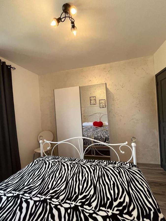 Pomerino Apartmans Zewnętrze zdjęcie