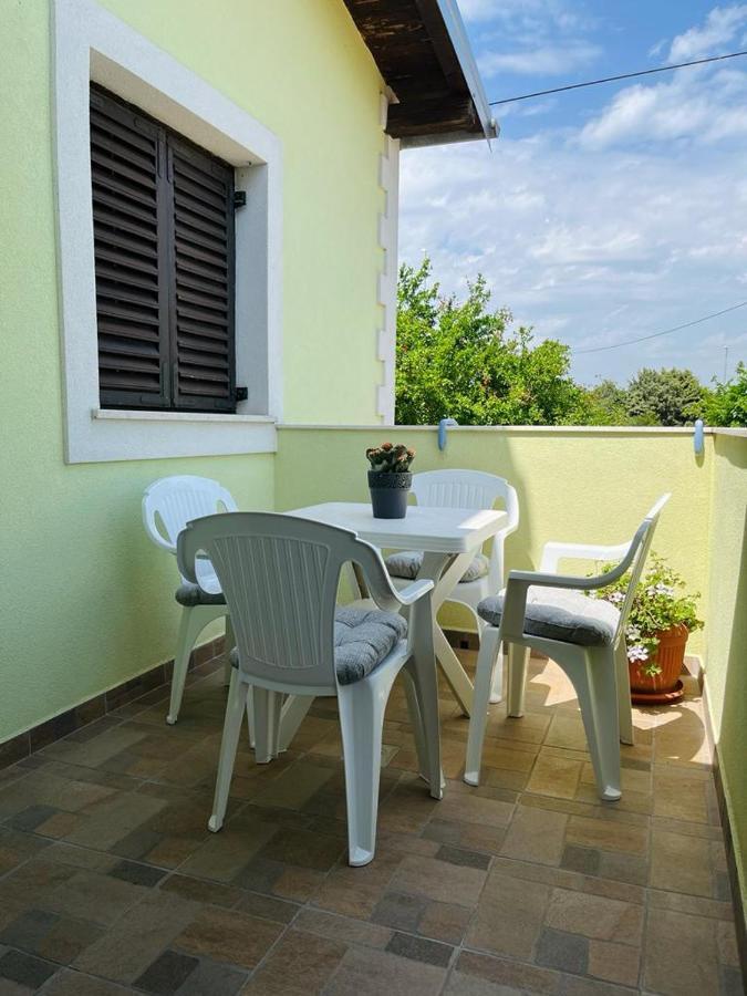 Pomerino Apartmans Zewnętrze zdjęcie